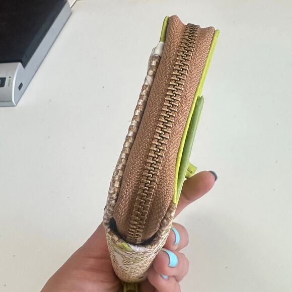 Fossil Tessa Zip Around Clutch Wallet Lime Natural Gymnast Diver Print - Picture 6 of 12